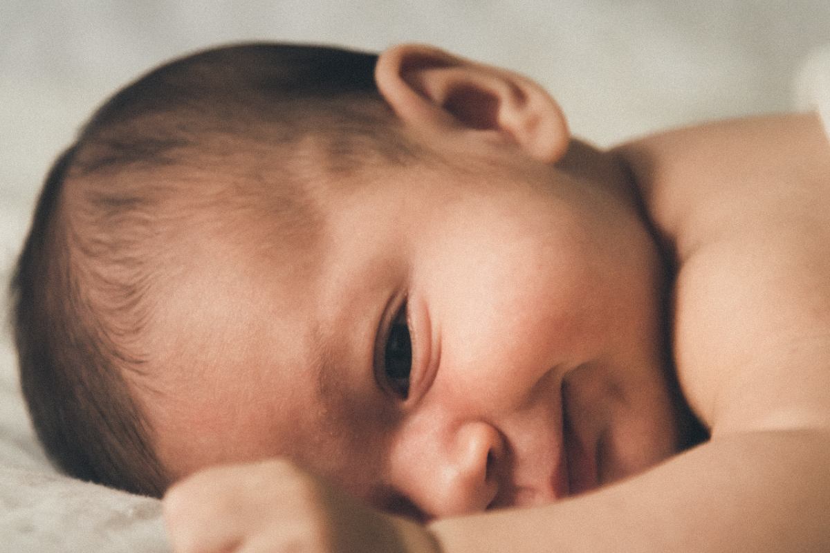 qunado vede il neonato occhi